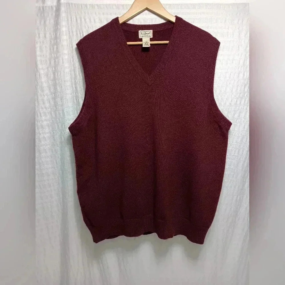 Llbean  Men's 💯 Wool V Neck Pullover vest. Size XL